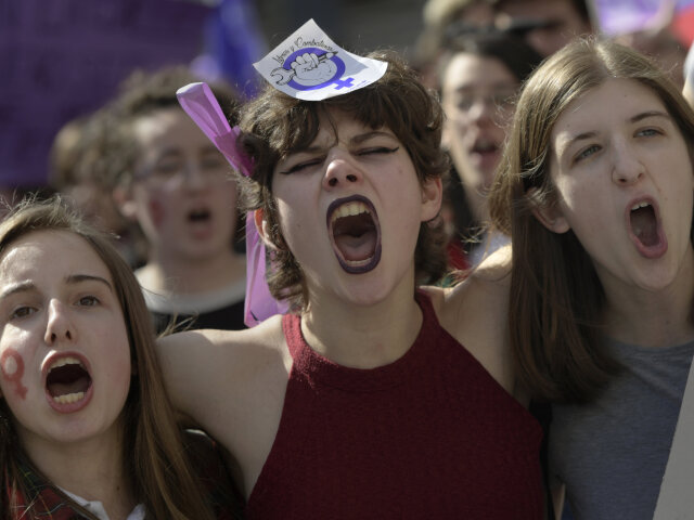 ženy, feminizmus, protest