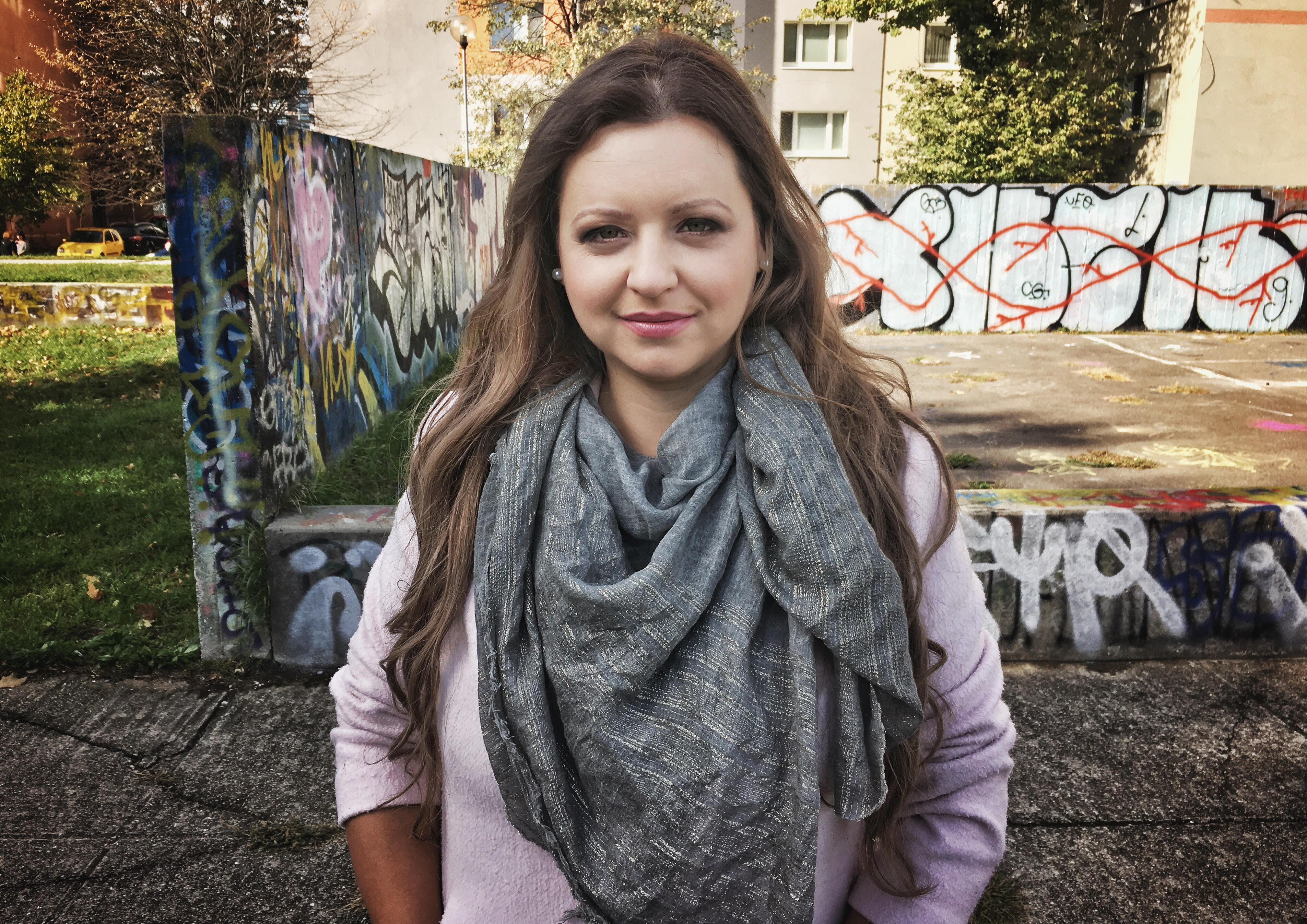 Adriana Totiková je multitalent. Je režisérka, príležitostná herečka, herecká koučka.
