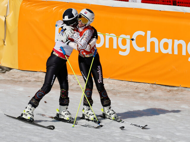 Henrieta Farkašová, Natália Šubrtová,