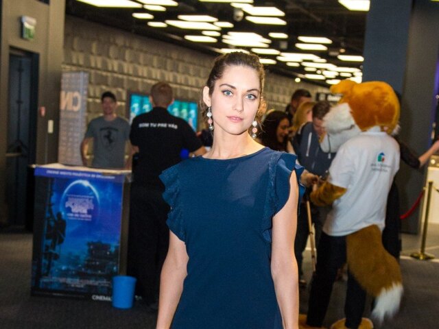 Herečka Judit Bárdos na premiére filmu Backstage. 