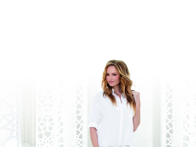 Slovenská topmodelka Adriana Sklenaříková Karembeu. 