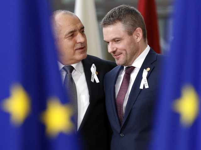 Eu, summit,
