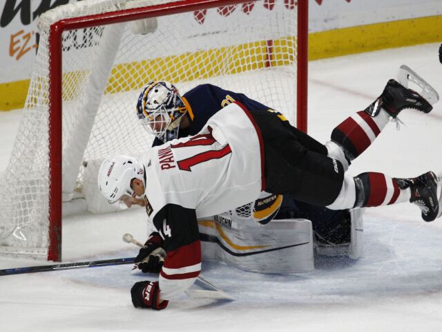 Richard Pánik, Chad Johnson