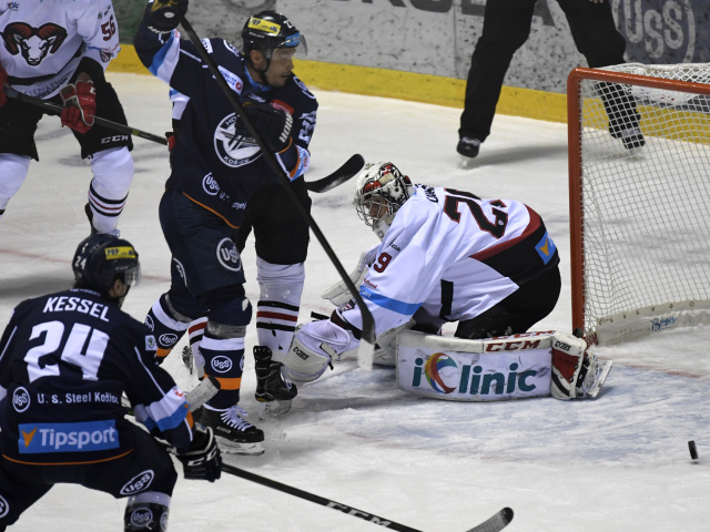 SR hokej  štvrťfinále playoff Košice B. Bystrica KEX