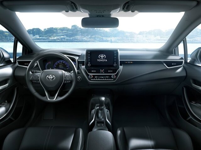 Toyota Corolla Hatchback - 2018