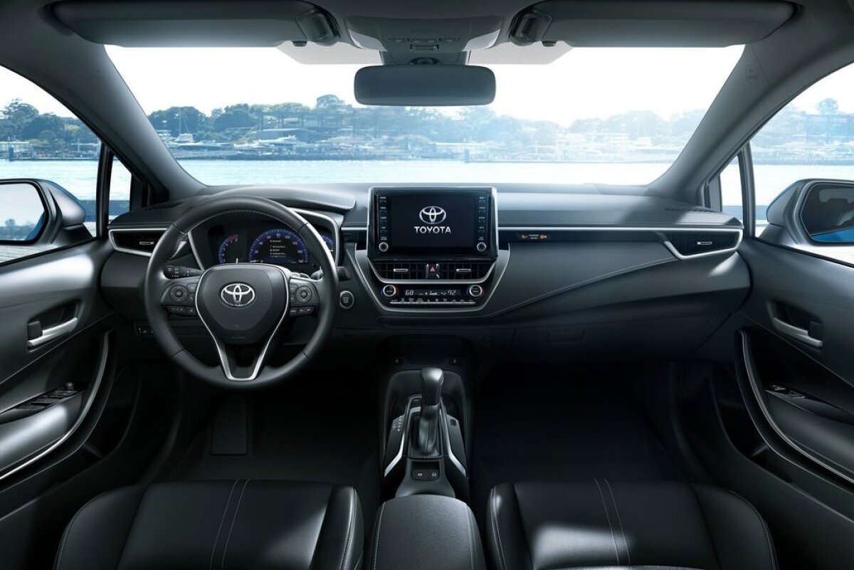 Toyota Corolla Hatchback - 2018
