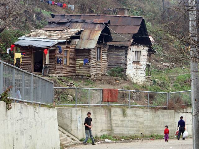 Rómovia , Klenovec ,