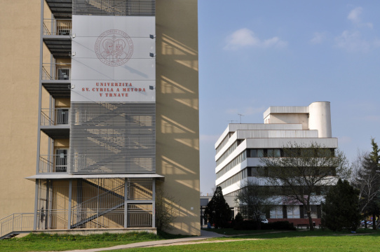 ucm inzercia