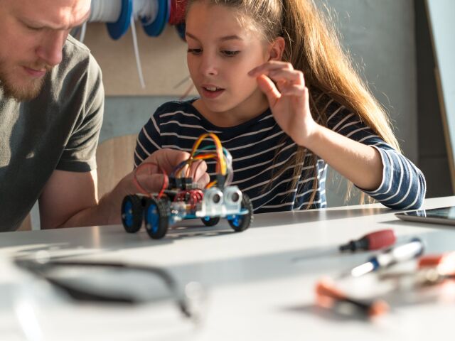 deti, lego, žiaci, modelovanie