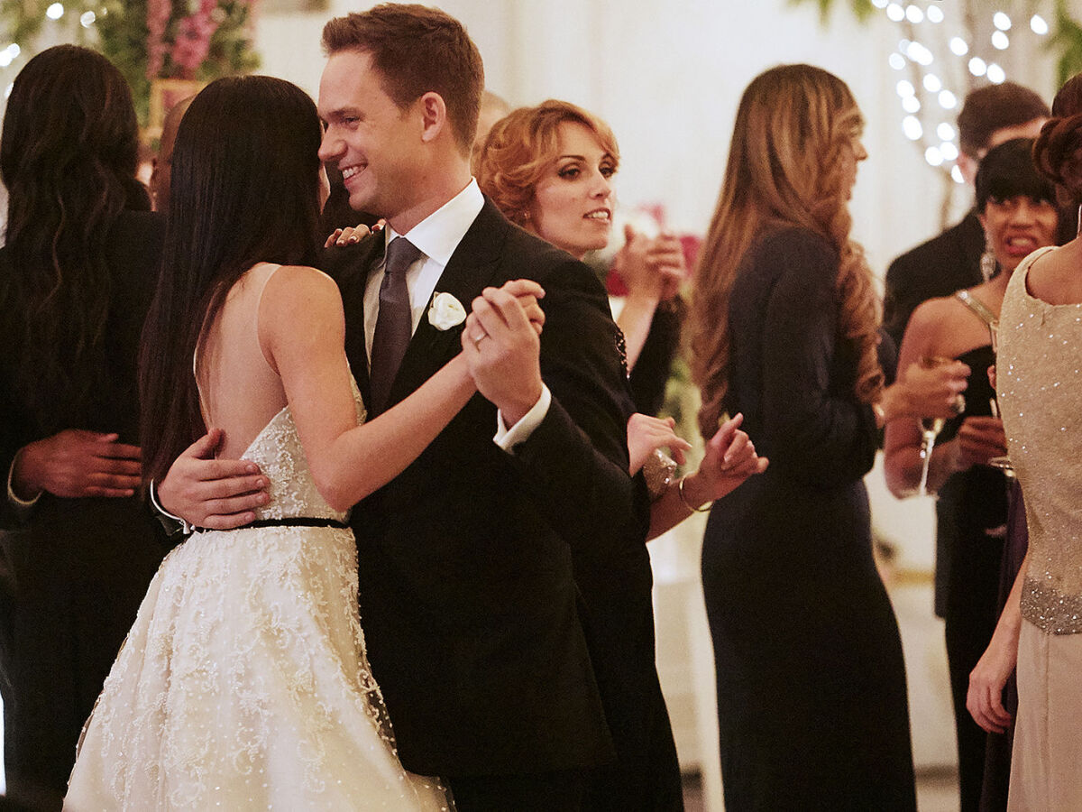 kravaťáci, meghan markle, suits, patrick j.adams.