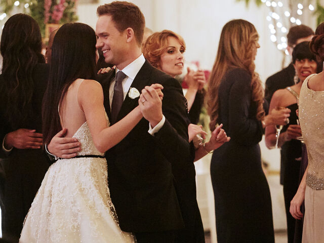 kravaťáci, meghan markle, suits, patrick j.adams.