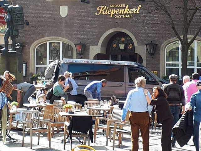 Nemecko Münster automobil ľudia náraz obete