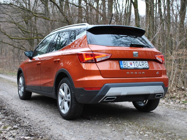 Seat Arona