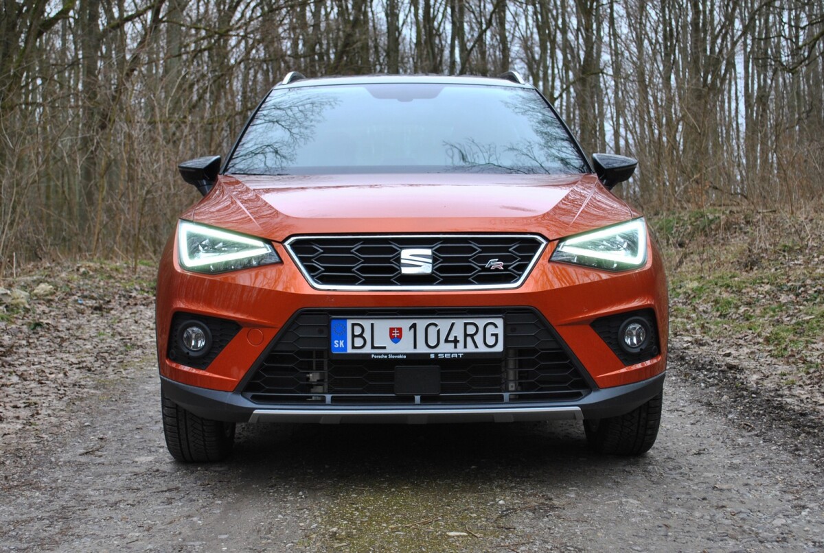 Seat Arona