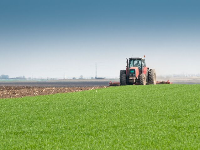 poľnohospodári, poľnohospodár, traktor, pole