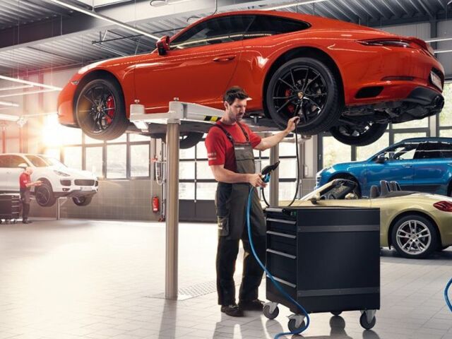 Porsche - servis