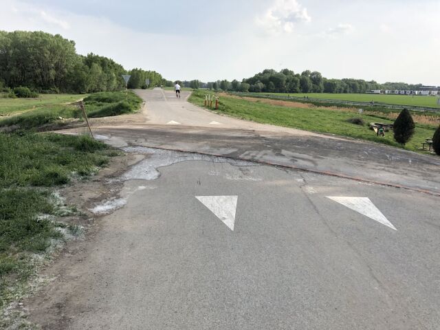 hradza
