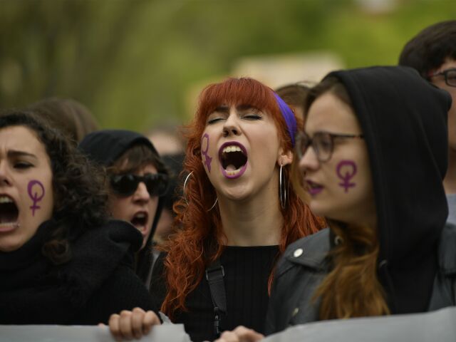 pamplona, protest, žena, krik