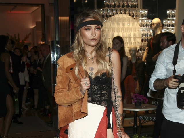 Modelka a celebrita Paris Jackson.
