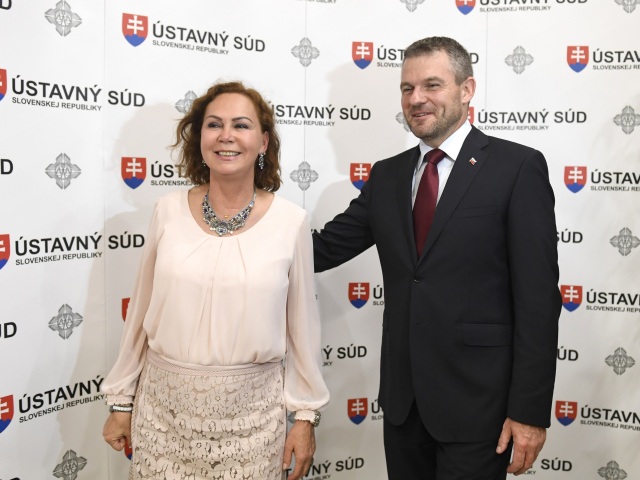SR ÚV Pellegrini ÚS Macejková stretnutie