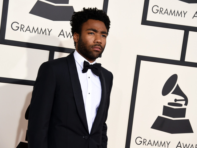 Childish Gambino na archívnom zábere z roku 2015.