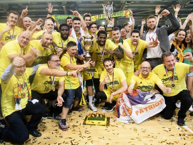 SR basketbal muži SBL finále 5. Levickí Patrioti Košice NRX