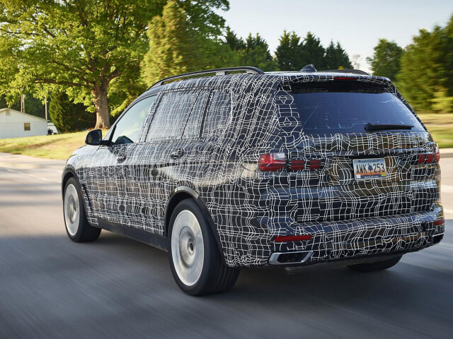 BMW X7 - maskované 2018