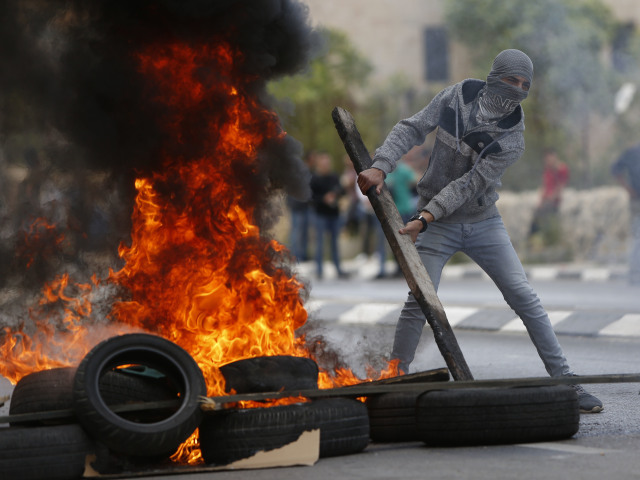 Izrael Palestínčania USA veľvyslanectvo otvorenie protesty