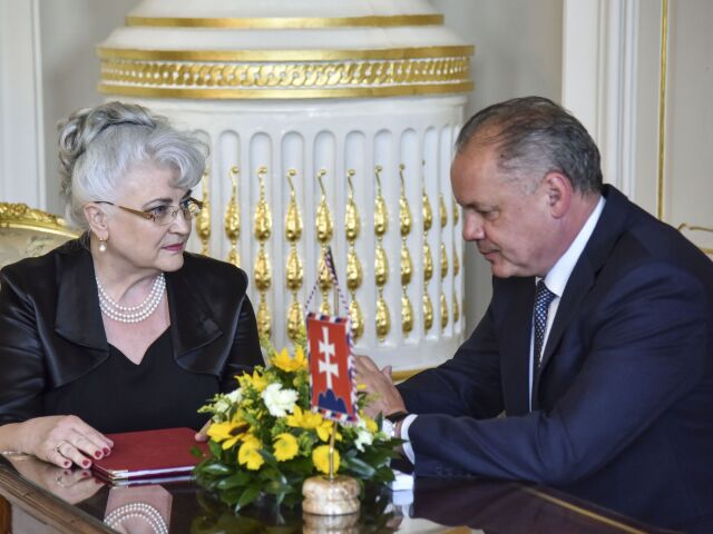 Švecová Kiska prijatie