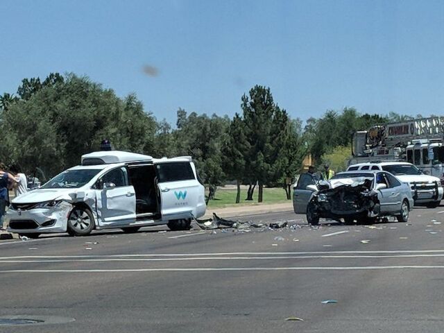 Waymo - havária autonómneho vozidla