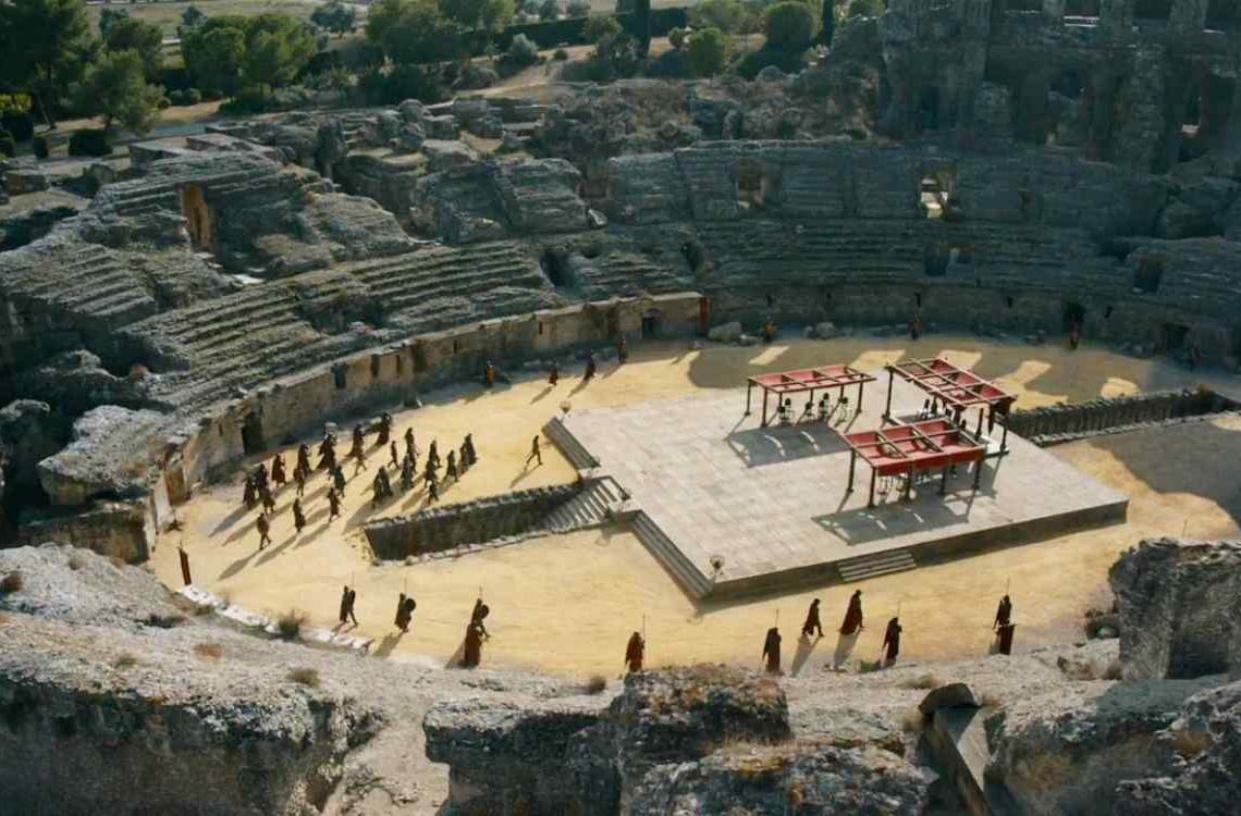 Filmári sa vrátili do Španielska, kde opäť prestavali ruiny Italica.