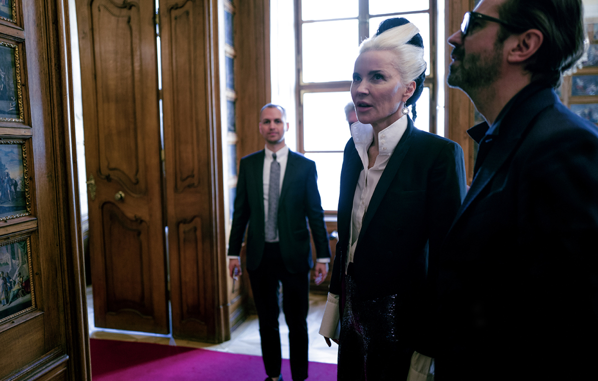 Sprístupnenie výstavy si užila Daphne Guinness medzi prvými. 
