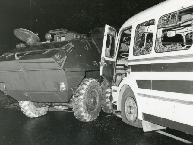Uneseny autobus