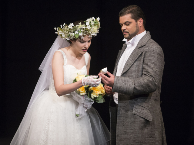 Adriana Banásová ako Zerlina, Marek Gurbaľ ako Don Giovanni 