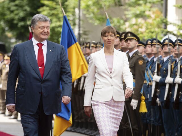 Kaljulaidová, porošenko