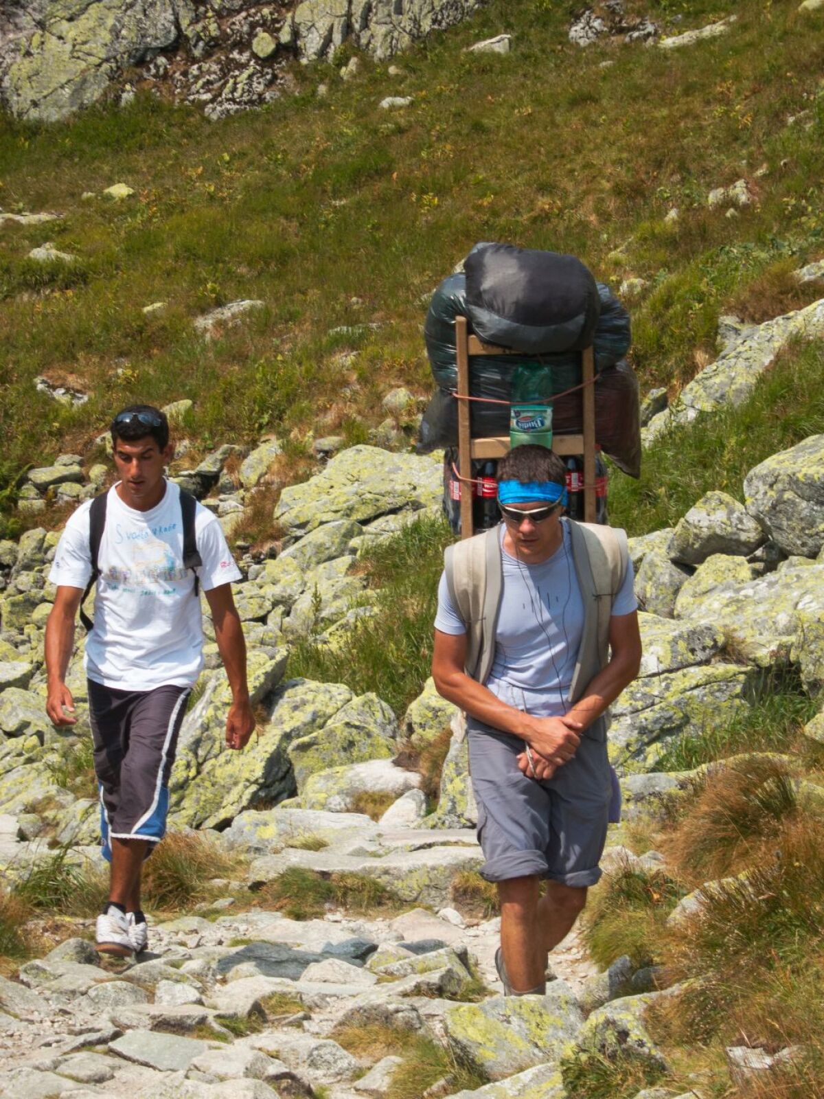 Nosiči, šerpovia, Vysoké Tatry, náklad, turistika, horsky nosic, vynaska,
