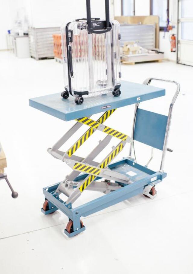 Rimowa, kufor