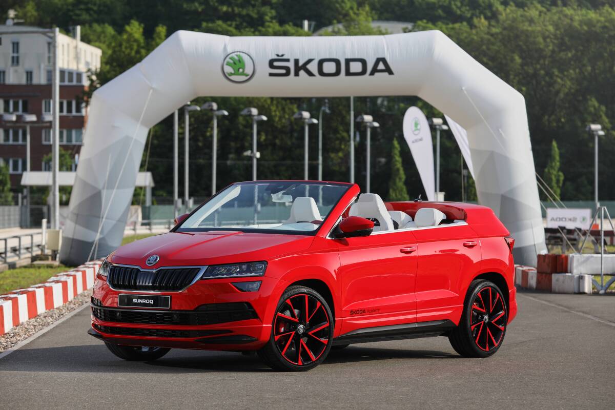 SKODA SUNROQ 0016