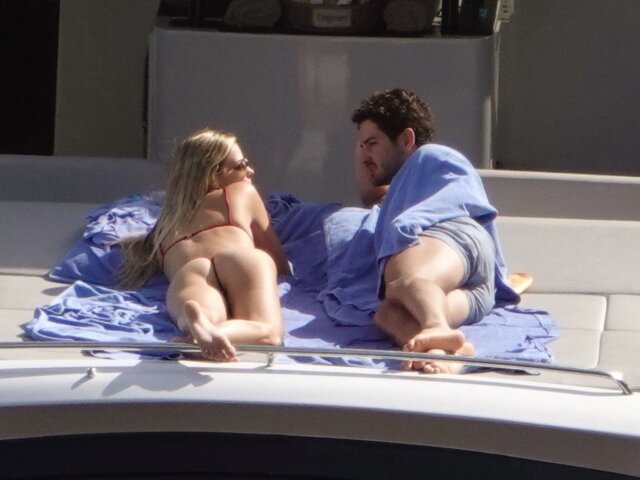 Alexandre Pato a Danielle Knudson