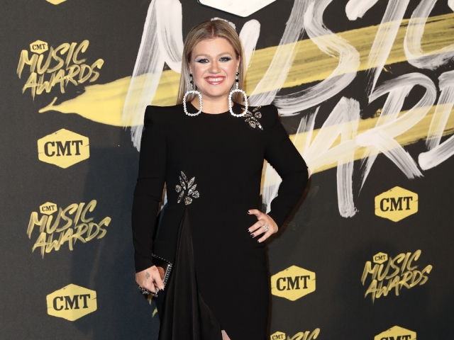 Kelly Clarkson