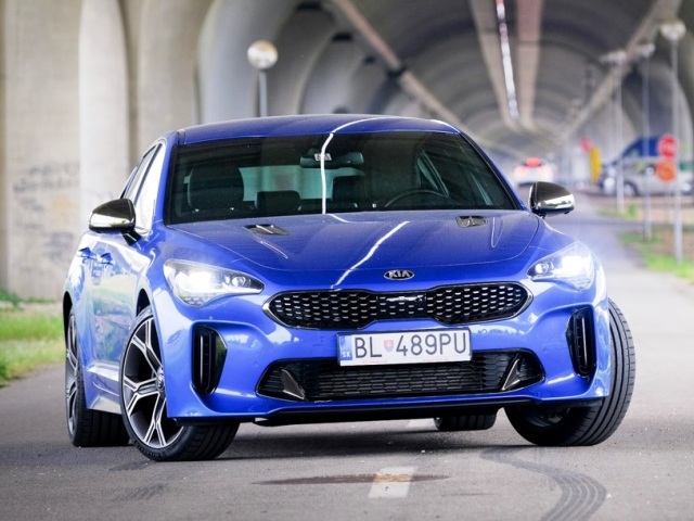 Kia Stinger 2,2 CRDi AWD GT Line - test 2018