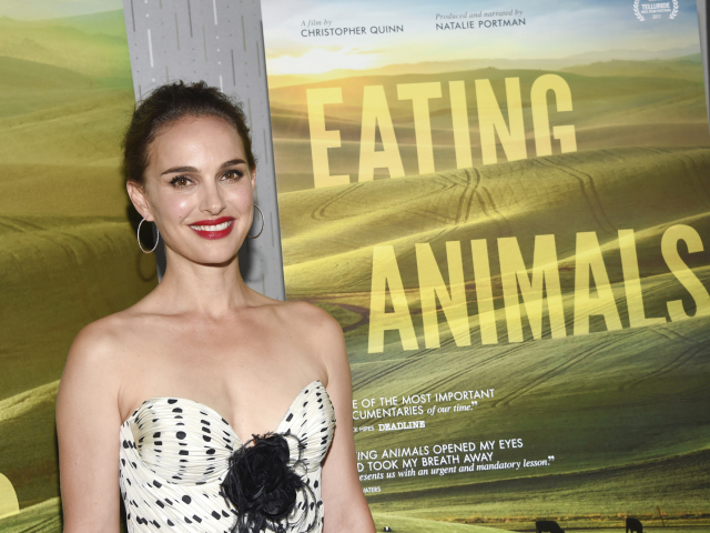Producentka a herečka Natalie Portman na premiére dokumentárneho filmu Eating Animals.