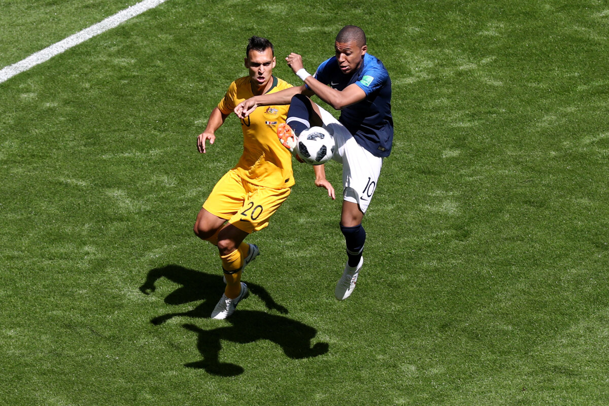 Kylian Mbappé, Trent Sainsbury