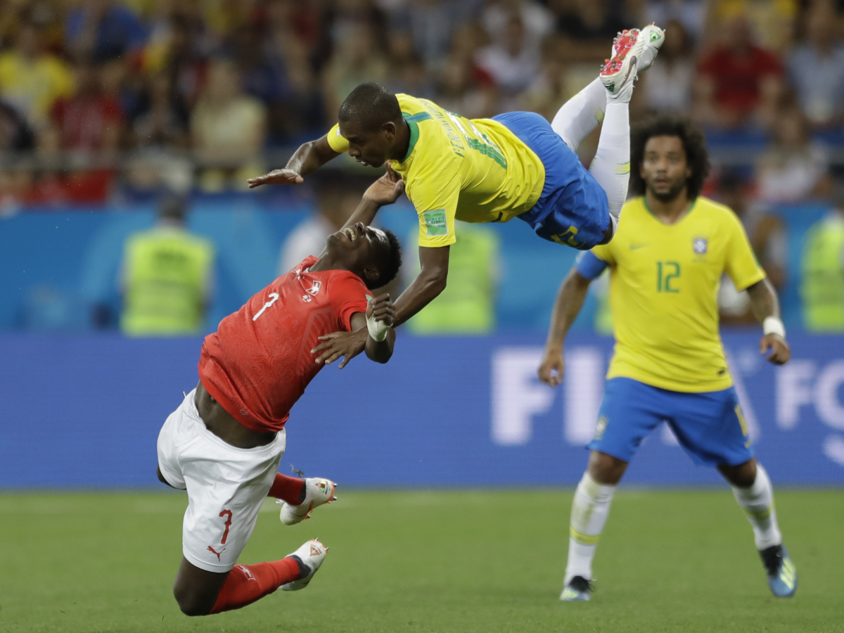 Breel Embolo, Fernandinho