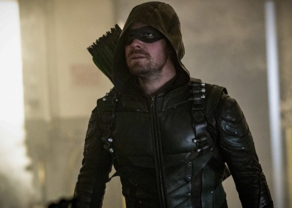 arrow, stephen amell,