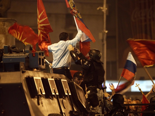 Macedónsko, dohoda, Grécko, protest, násilie, polícia