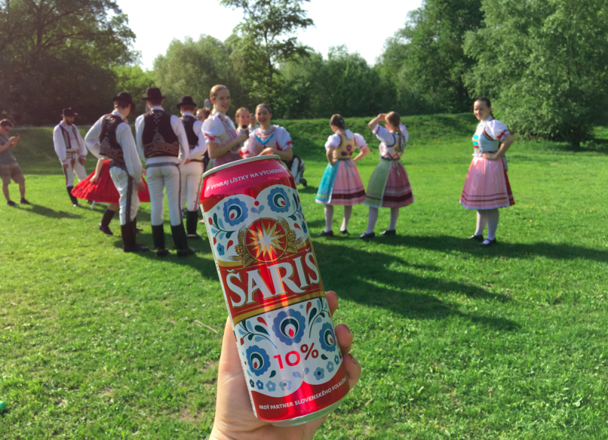 SA folklorna plechovka2