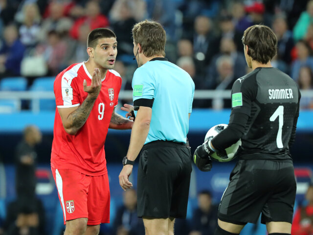 Aleksandar Mitrovič, Felix Brych