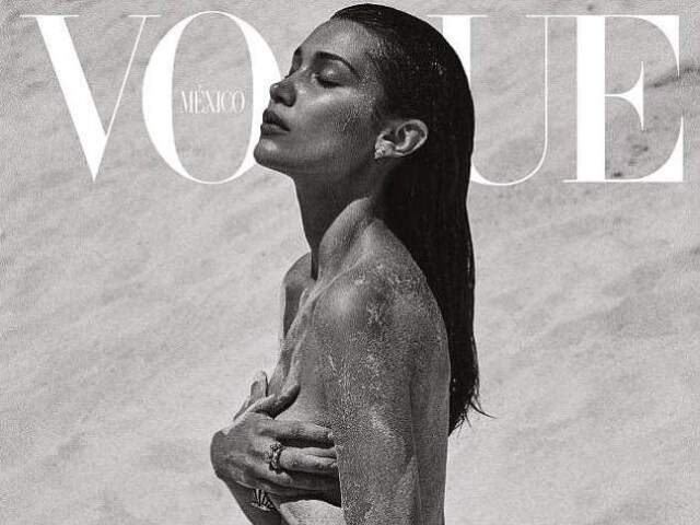 Modelka Bella Hadid na titulnej strane Vogue Mexico. 