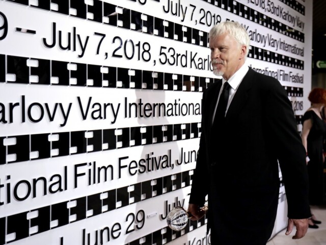 Herec Tim Robbins si prevzal Krištáľový glóbus za výnimočný filmový prínos. 